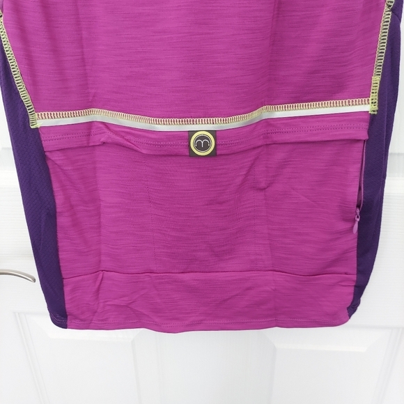 Moxie Cycling Wrap Tee Iris Medium  NWT - Picture 5 of 8
